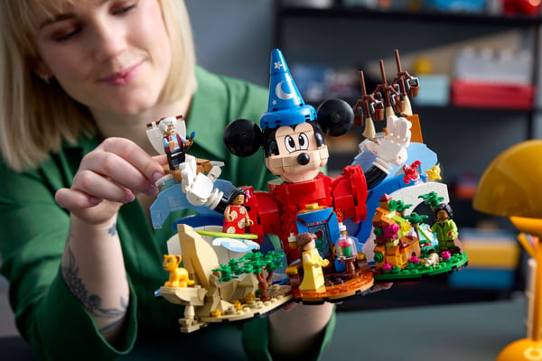LEGO 21352 La magie Disney — visuel 6 sur 8
