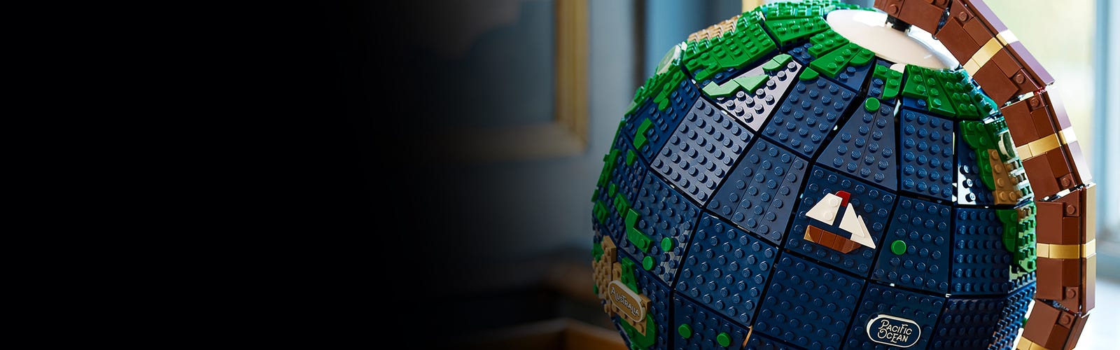 ▻ Vite testé : LEGO Ideas 21332 The Globe - HOTH BRICKS