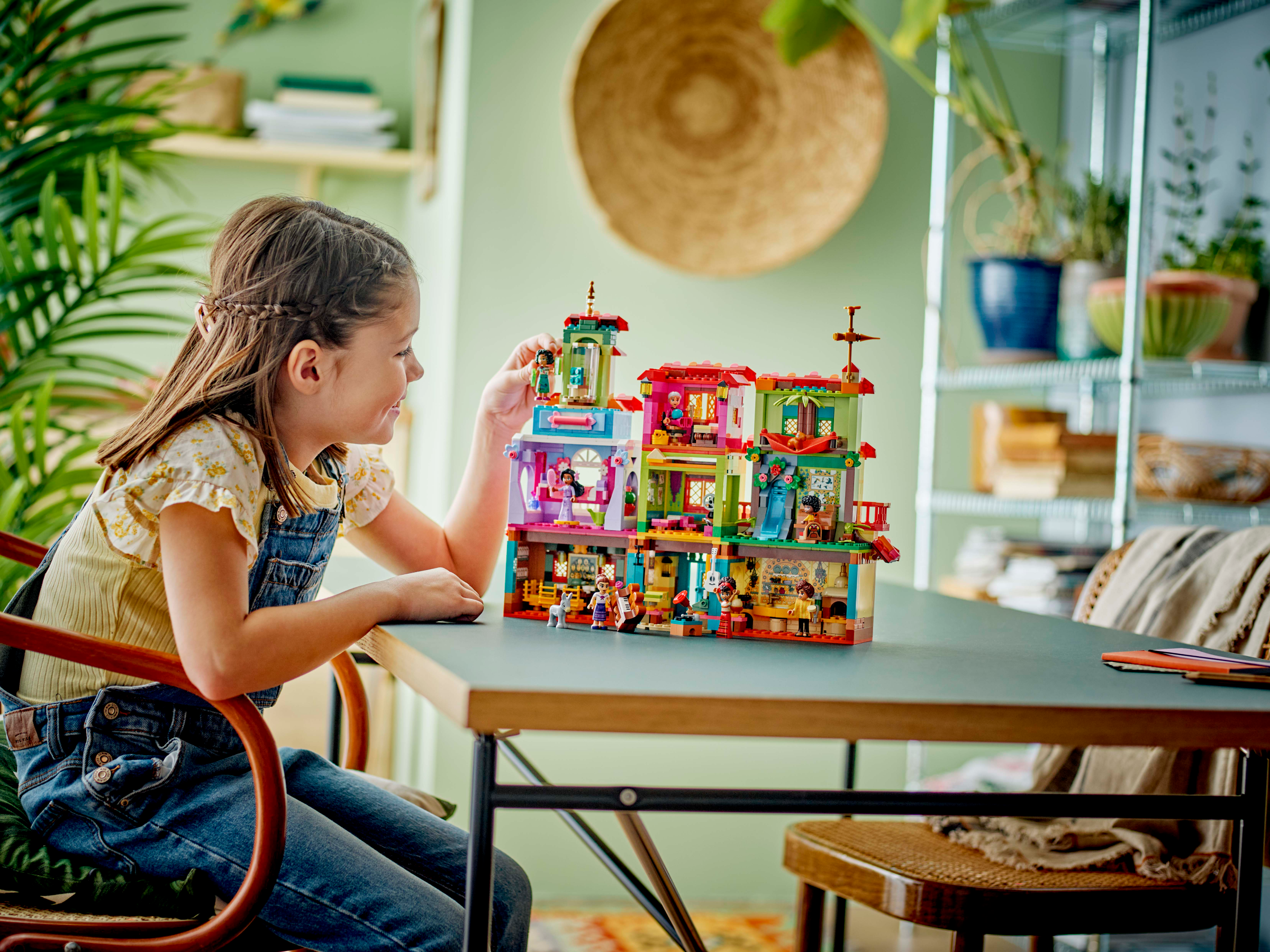 43245_Lifestyle2.png?fit=crop&