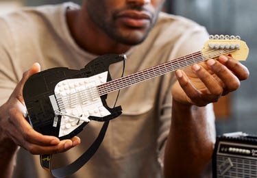 LEGO® Ideas Fender® Stratocaster™