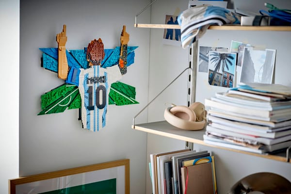 Lionel Messi – Celebration - Image 10