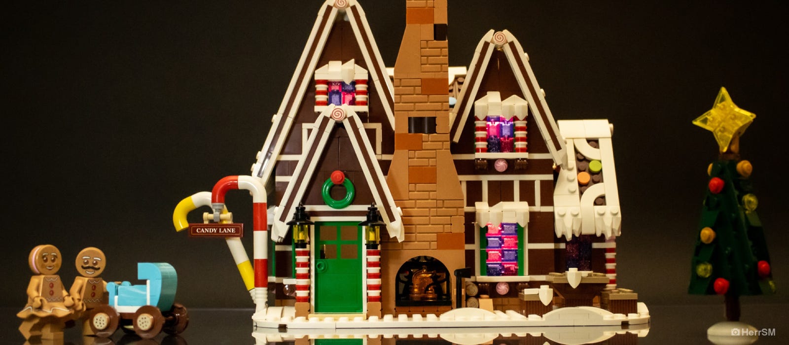 Gingerbread House 10267 Creator Expert Buy online at the Official LEGO® Shop FI