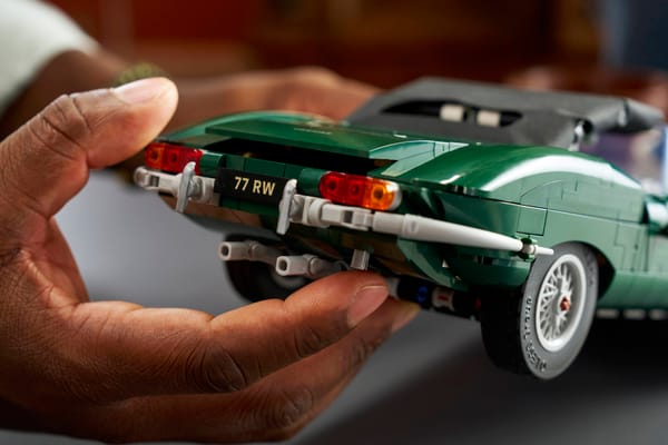 Jaguar E-Type - Image 21