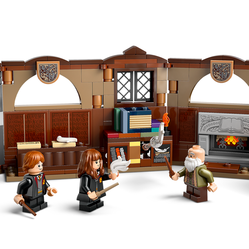 Hogwarts™ Castle: Charms Class