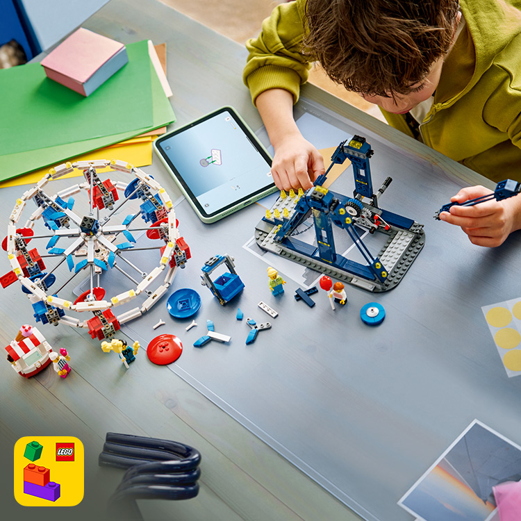Iconic Ferris Wheel 31389 | Creator 3-in-1 | Buy online at the