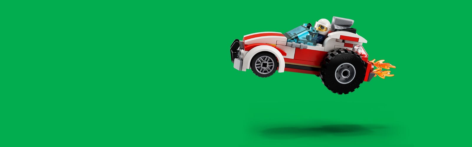 En promotion, ce LEGO Technic complexe est l'une des plus belles voitures  de course à construire en briques ! 