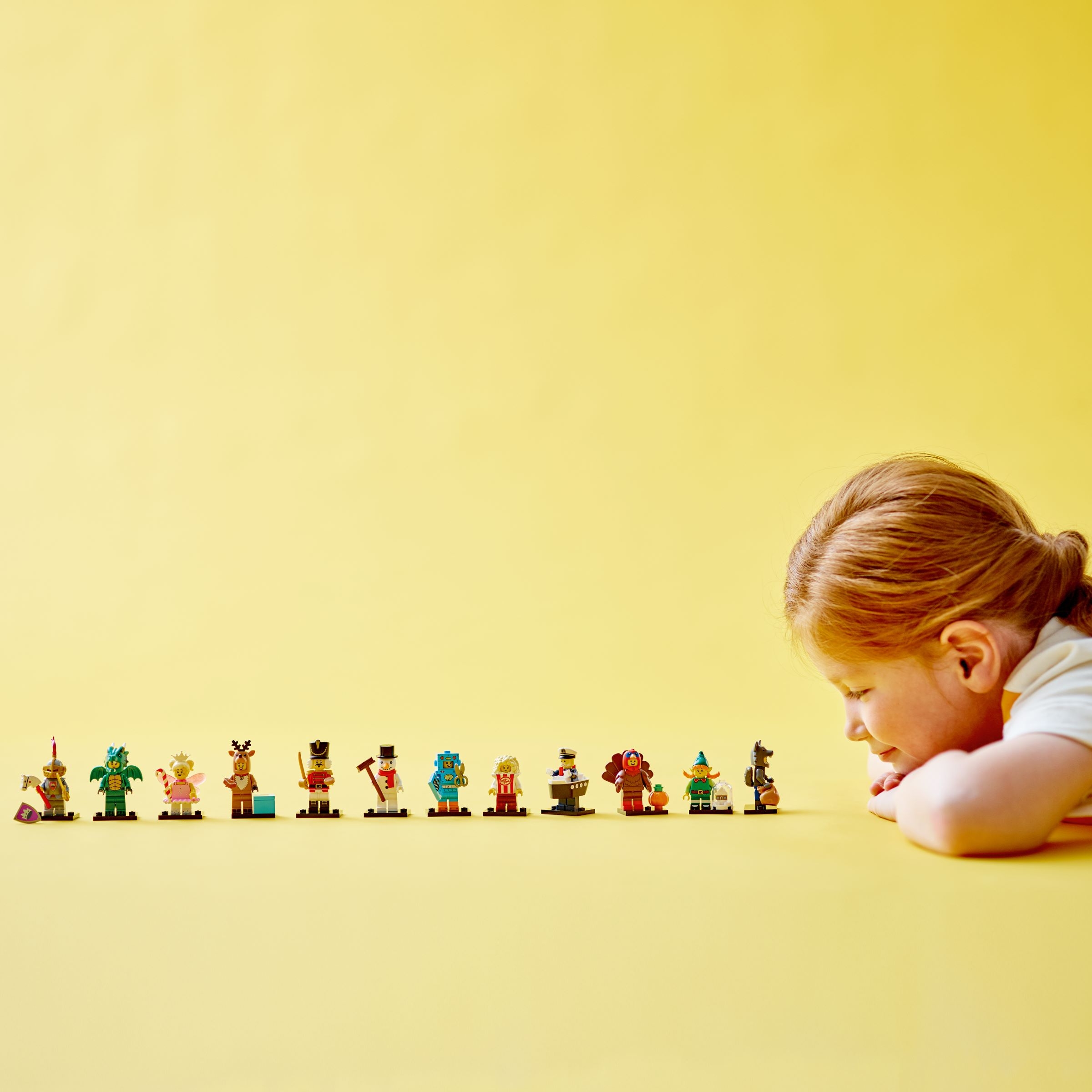 LEGO Serie 23 Minifigures - Juego completo de 12 personajes diferentes  71034 (encordado)