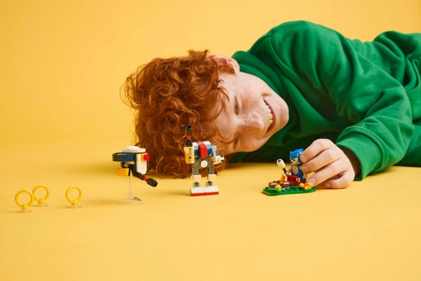 LEGO 77001 Conflit au feu de camp de Sonic — visuel 7 sur 8