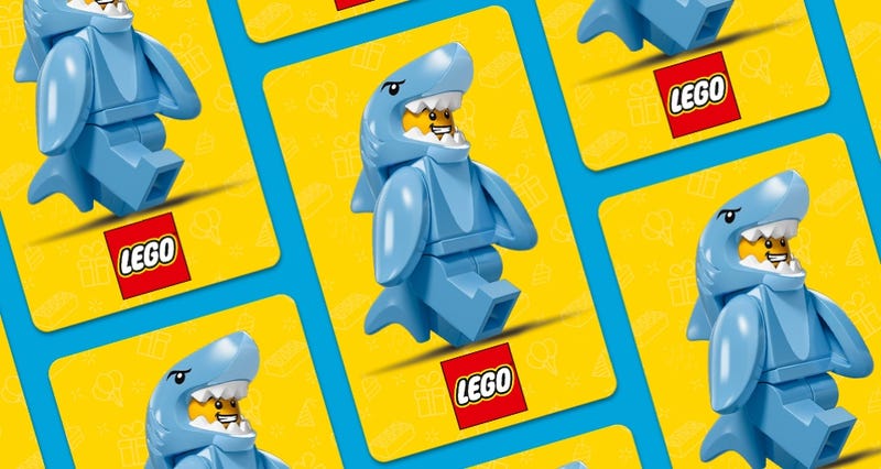 Free Gift On Orders Over $30 With LEGO Discount