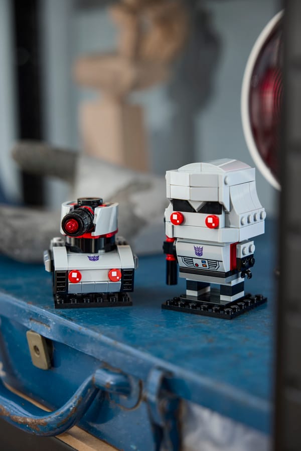 Megatron Robot & Vehicle - Image 9