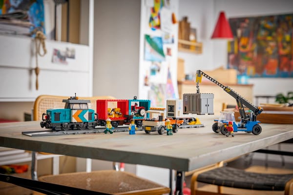 Harbor Freight Train with Crane & Truck - Image 13