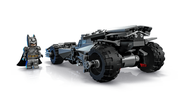 LEGO 76331 La Batmobile™ de Batman v Superman™ — visuel 3 sur 5