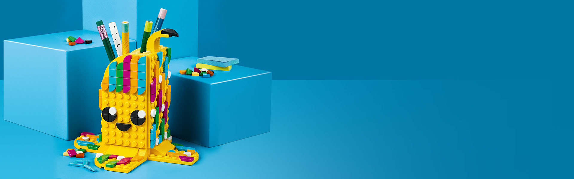 Cute Banana Pen Holder 41948 | DOTS | Buy online at the Official