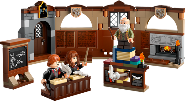 Hogwarts™ Castle: Charms Class
