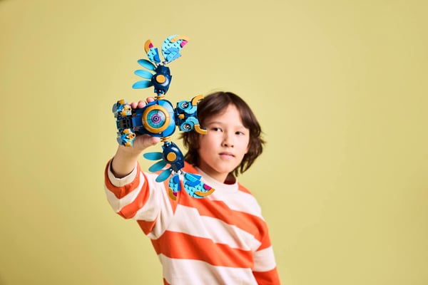 LEGO 71494 Le hibou temporel de Zoey — visuel 7 sur 8