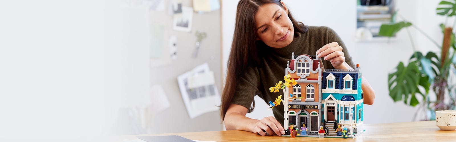 Forskelle fyrværkeri nedadgående Bookshop 10270 | Creator Expert | Buy online at the Official LEGO® Shop US