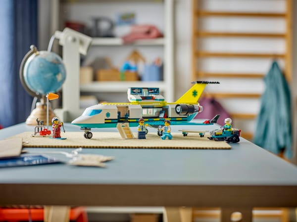 Emergency Air Ambulance Airplane - Image 11