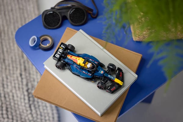 Oracle Red Bull Racing RB20 F1® Race Car - Image 11