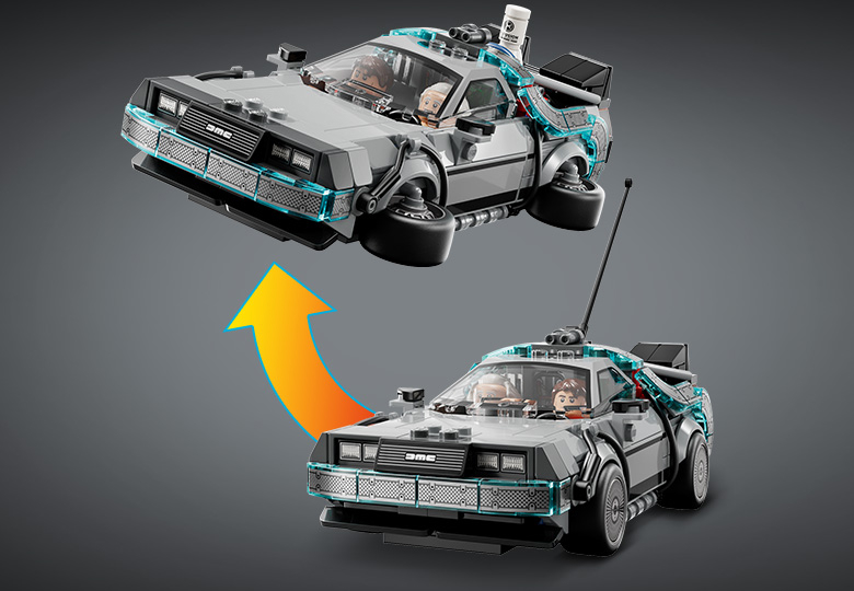 Два варианта LEGO Машина времени