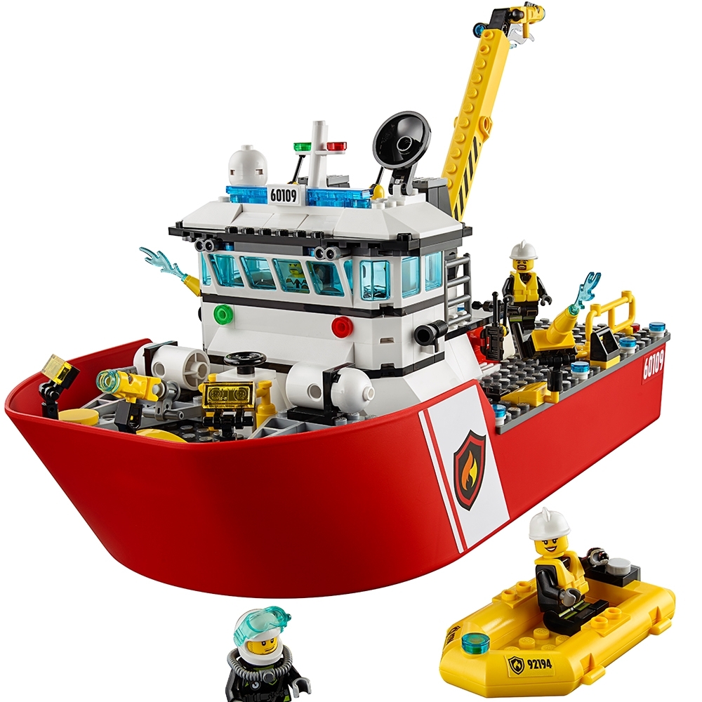Pluche pop Medicinaal plakboek Brandweerboot 60109 | City | Officiële LEGO® winkel BE