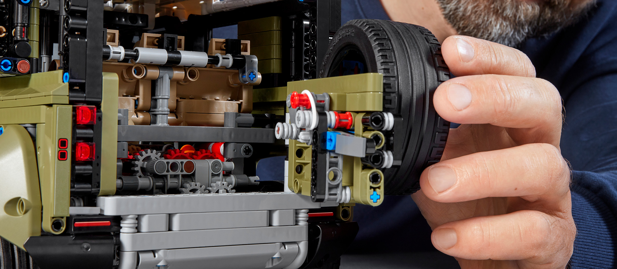 Lego land rover не работает трансмиссия