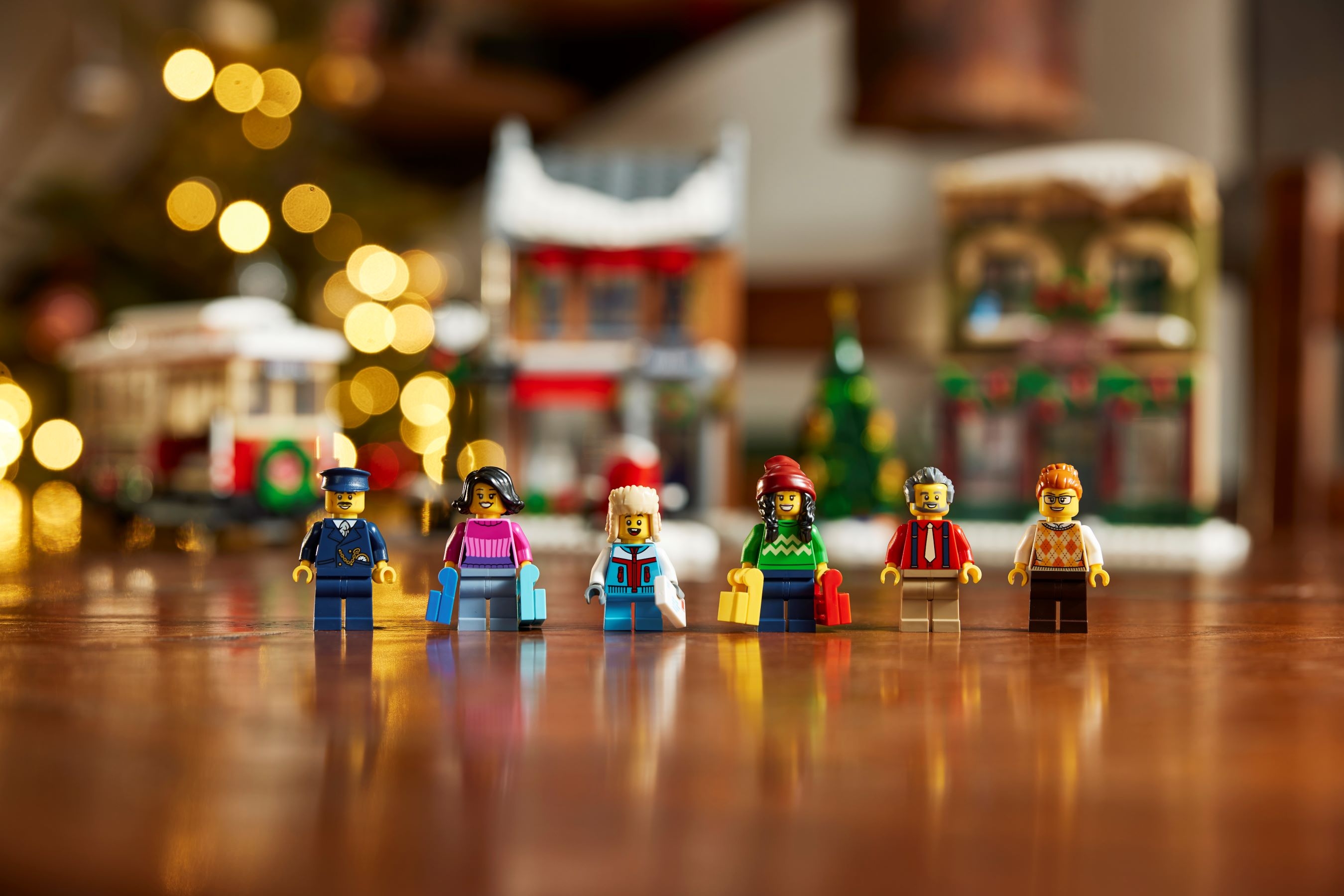 クリスマスの街 10308 | LEGO® Icons |レゴ®ストア公式オンライン