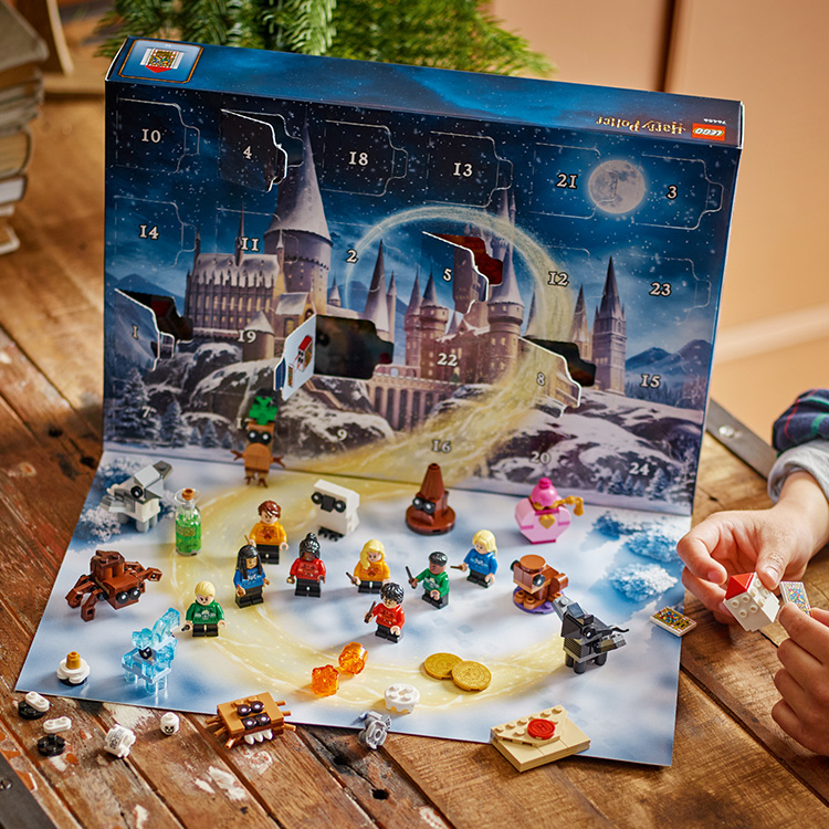 Advent Calendar 2025 76456 | Harry Potter™ | Buy online at the Official LEGO® Shop US