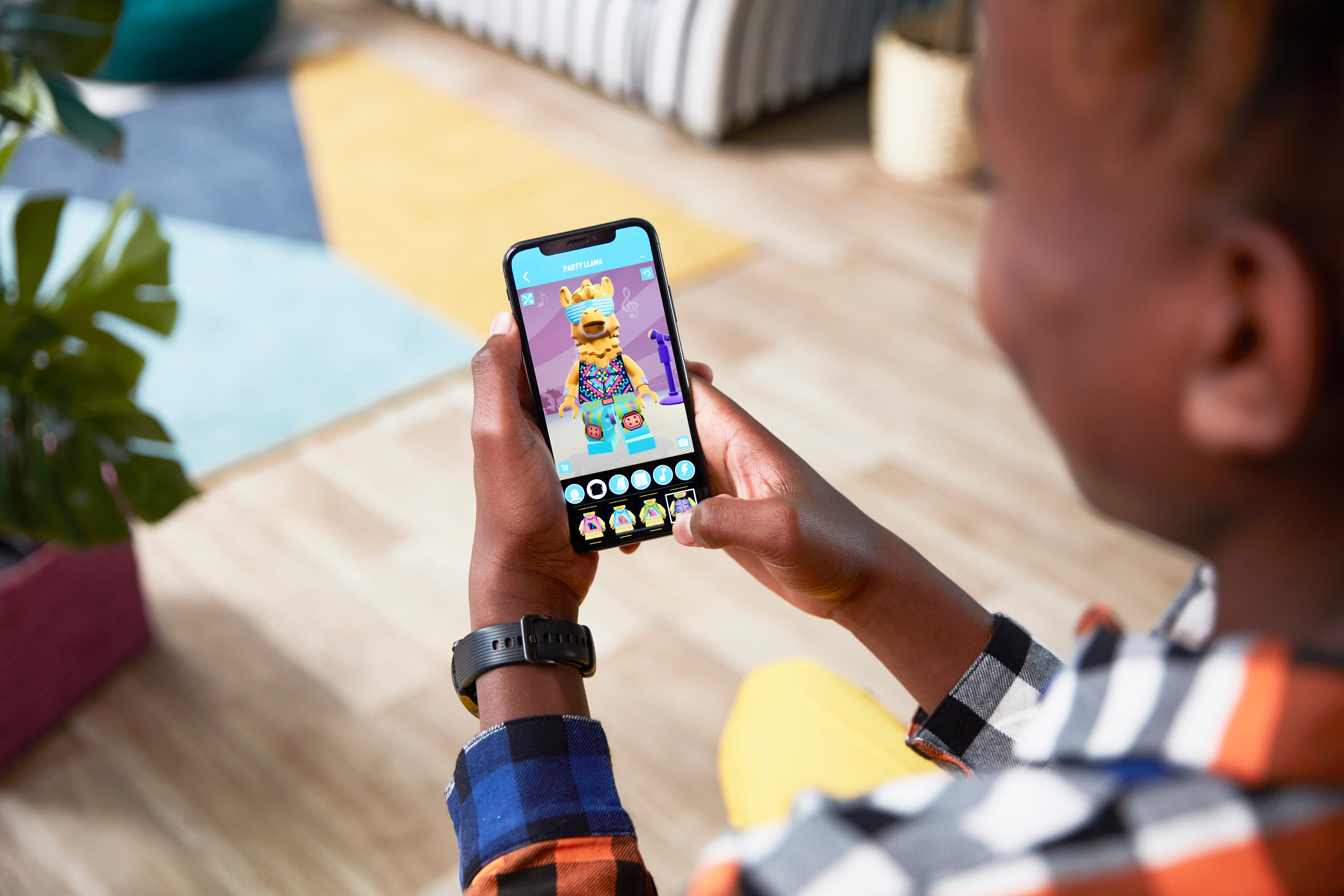 How to help keep your kids safe online Official LEGO® Shop GB