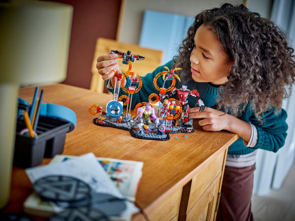LEGO 76323 Combat final d’Avengers : Endgame — visuel 6 sur 8
