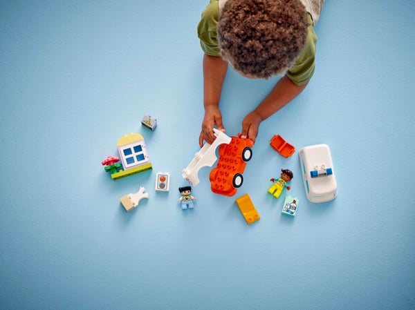 LEGO 10447 L’ambulance et le chauffeur — visuel 7 sur 8
