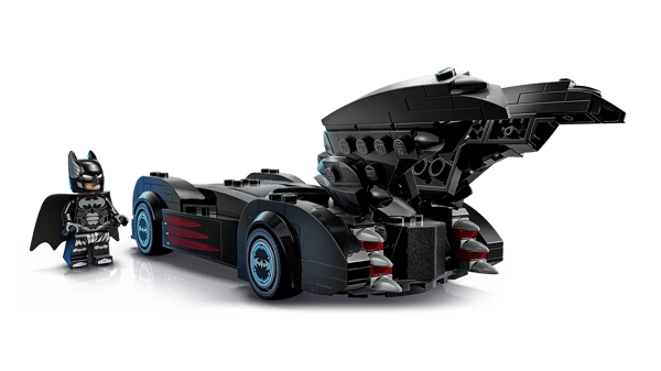 LEGO 76333 La Batmobile™ de Batman & Robin™ — visuel 3 sur 5