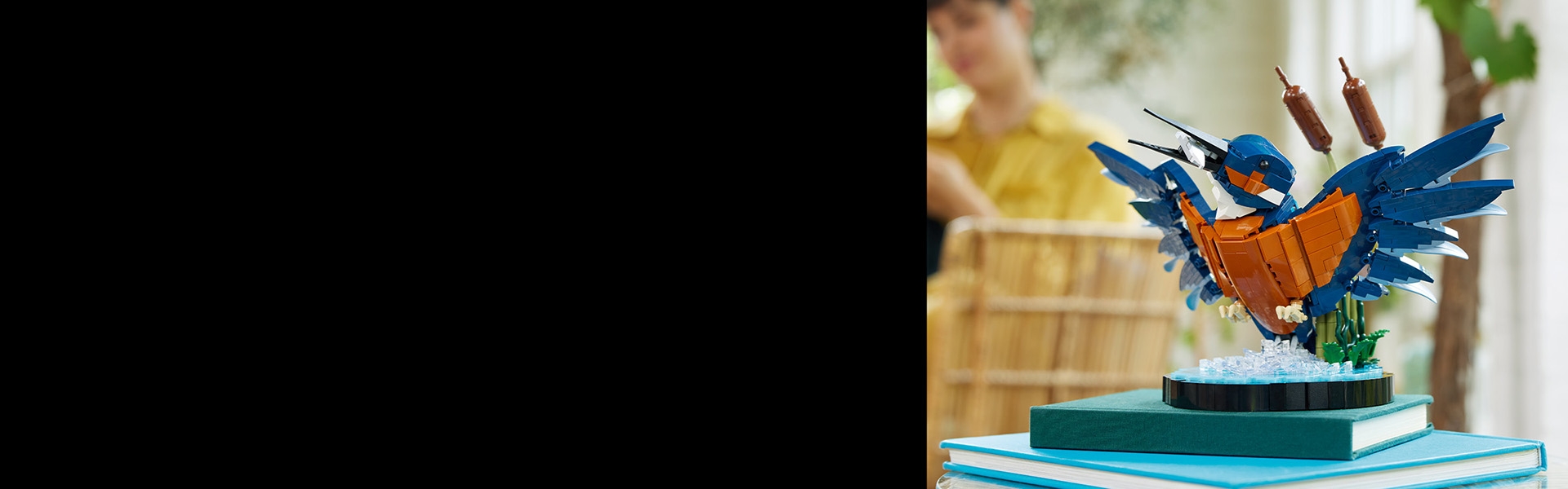 Kingfisher Bird 10331 | LEGO® Icons | Buy online at the Official