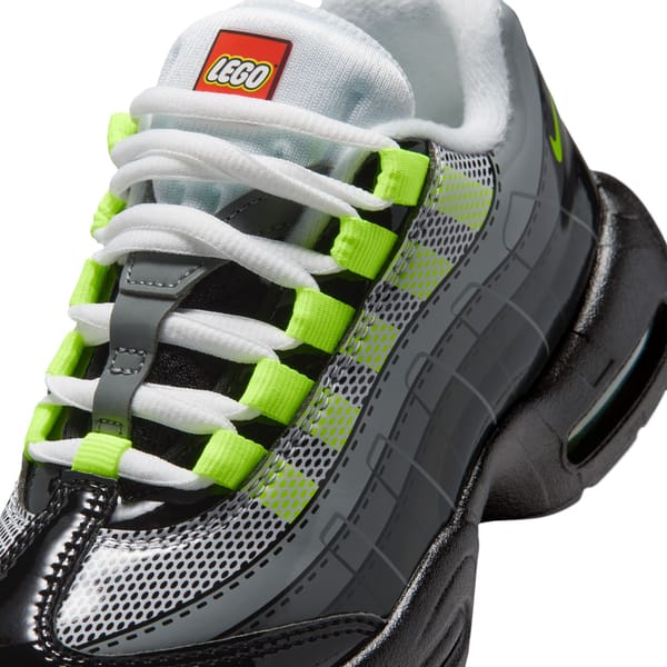 Nike Air Max 95 x LEGO® Little Kids' Shoes - Image 7