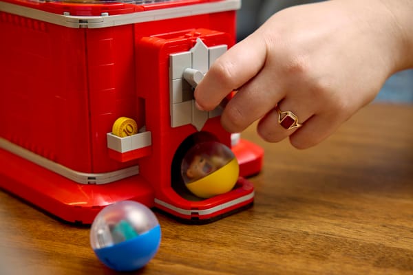 Minifigure Vending Machine - Image 13