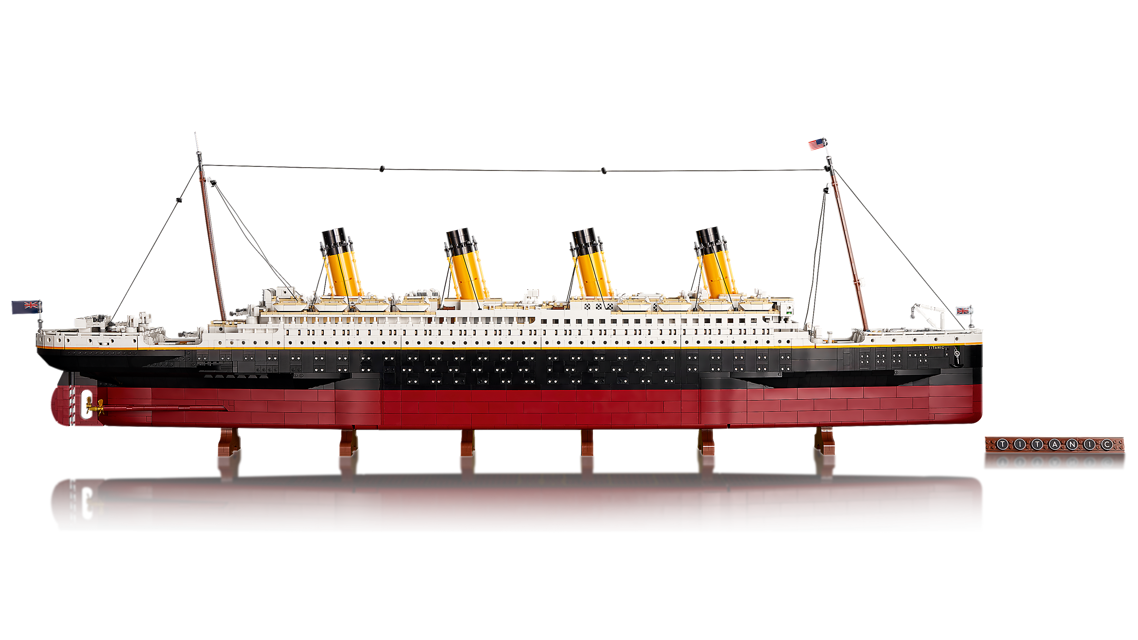 1021pcs Titanic Ship Legoed Building Blocks Educational Toys Model Complete Set 