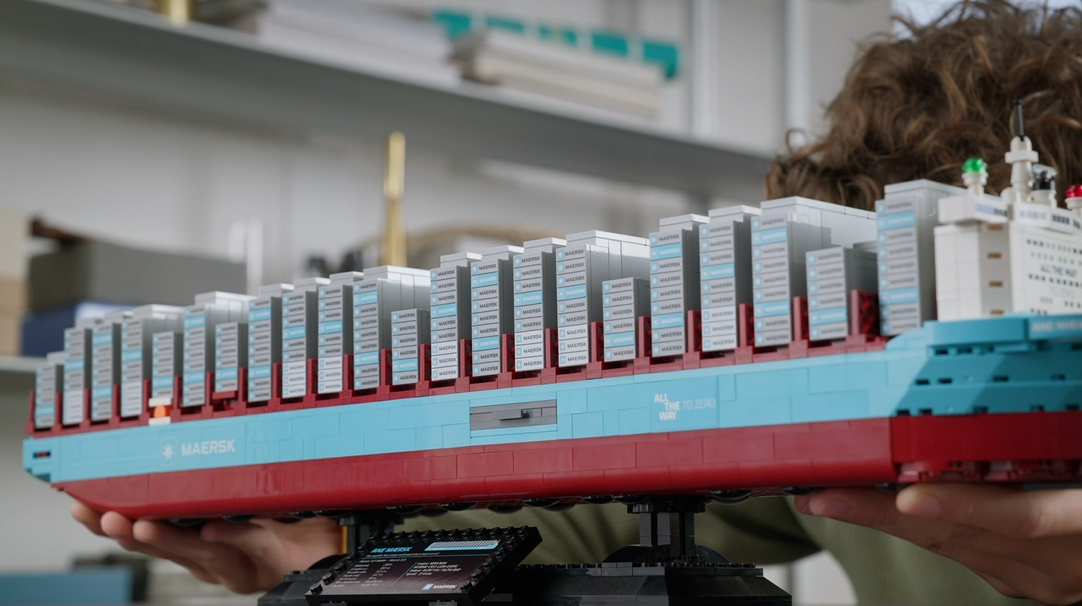 Maersk Dual-Fuel Container Vessel - Image 18