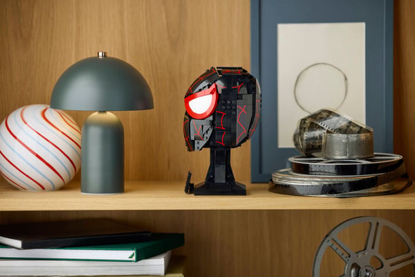 LEGO 76329 Le masque de Miles Morales — visuel 8 sur 8