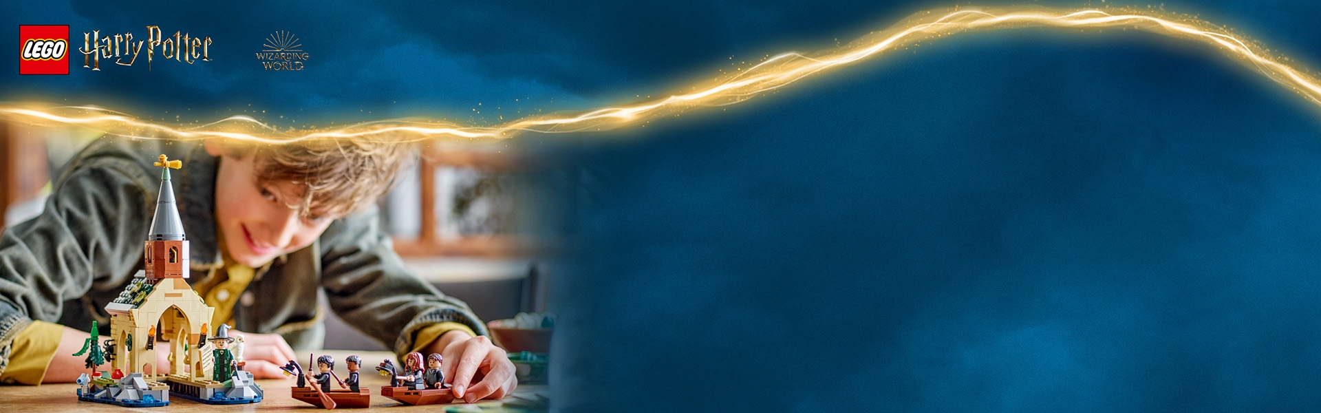 Hogwarts™ Castle Boathouse 76426 | Harry Potter™ | Buy online at