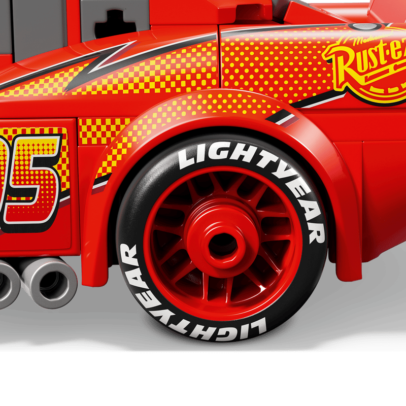 Lightning McQueen 77255 | Disney™ | Buy online at the Official Lightning McQueen 77255 | Disney™ | Buy online at the Official