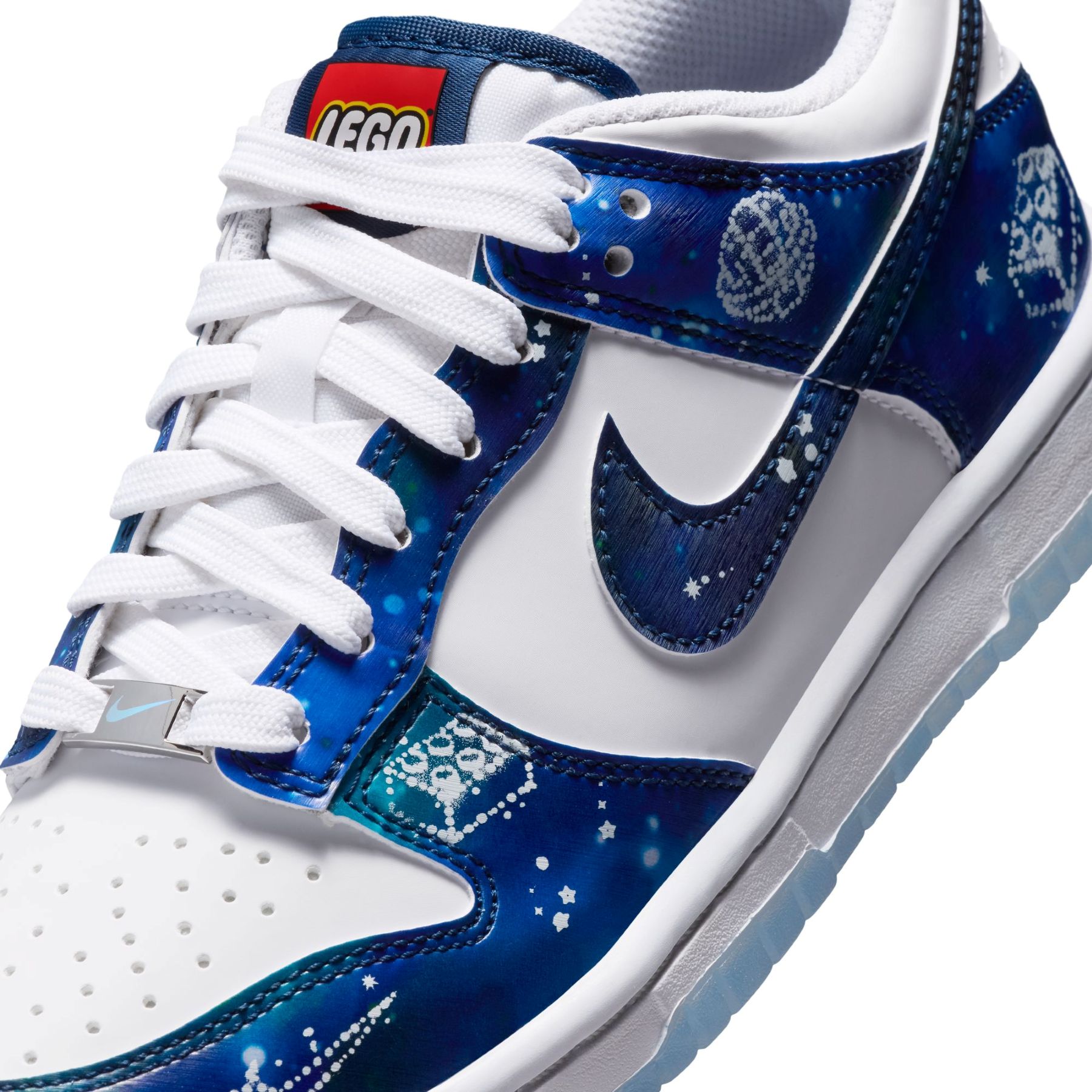 nike sb dunk lego