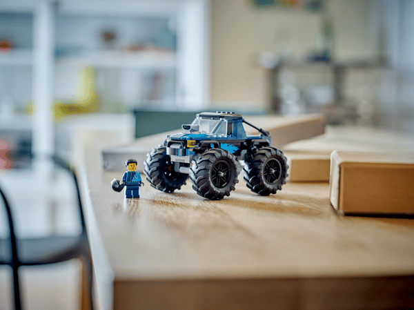 LEGO 60402 Le Monster Truck bleu — visuel 8 sur 8