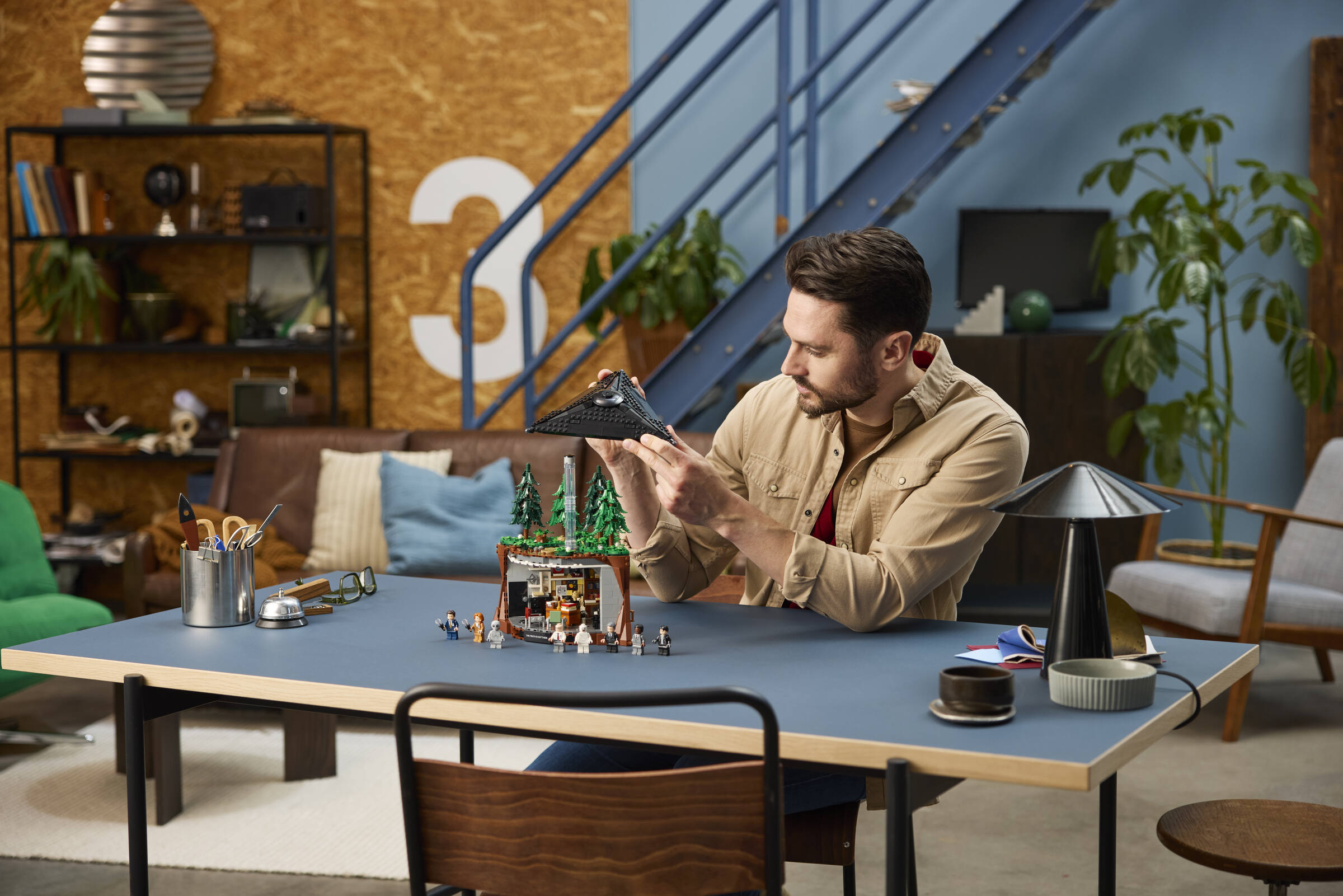 The X-Files 21369 | Ideas | Buy online at the Official LEGO® Shop US