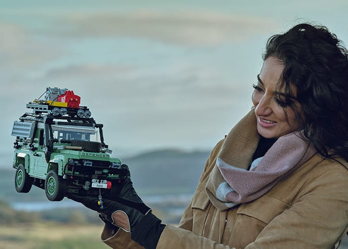 The epic race to build the LEGO® Icons Land Rover Classic Defender 