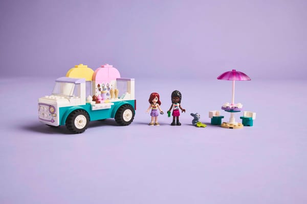 Heartlake City Ice Cream Truck - Image 10