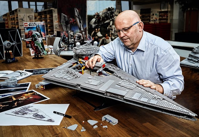 ulv Karriere Let at læse Imperial Star Destroyer™ 75252 | Star Wars™ | Buy online at the Official  LEGO® Shop US