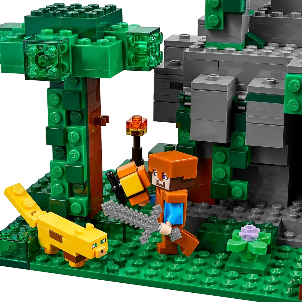 The Jungle Temple 21132 | Minecraft® | Buy online at the Official