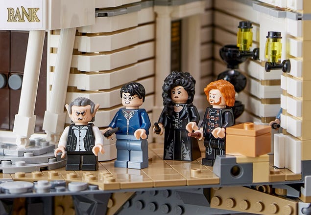 4 Harry Potter-szereplő LEGO minifiguráját tartalmazza