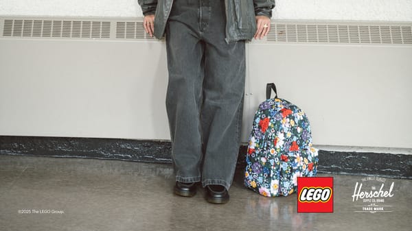 Herschel Classic™ XL Backpack – Garden Floral - Image 8