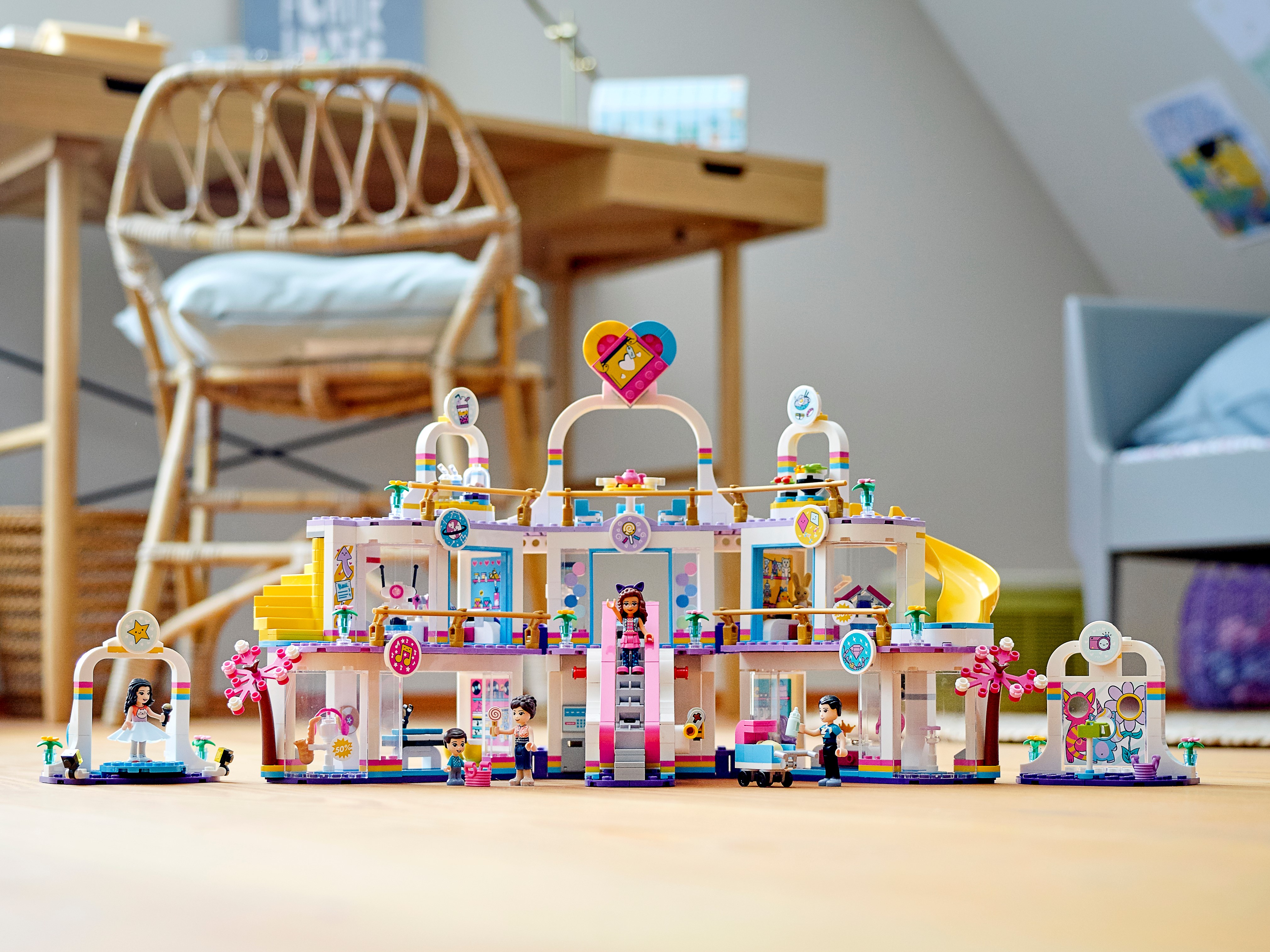 Heartlake City Shopping Mall 41450 | Friends | Buy Online At The Official  Lego® Shop Us