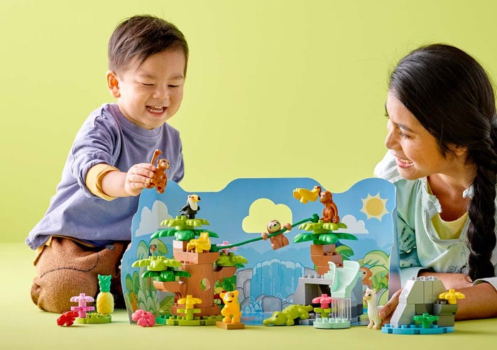 Favorisez le développement d'aptitudes essentielles chez votre bébé grâce à  ce grand classique des jouets